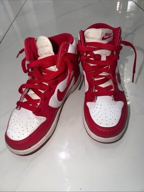 Nike Dunk High Championship Red High-Top Sneakers Red & White